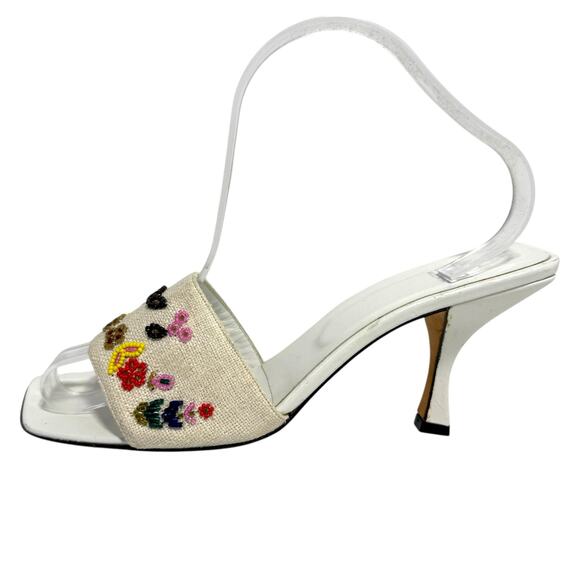 Fendi 9 Vtg Zucca FF Logo Canvas Slides Beaded Floral White Kitten Heel - Picture 1 of 11